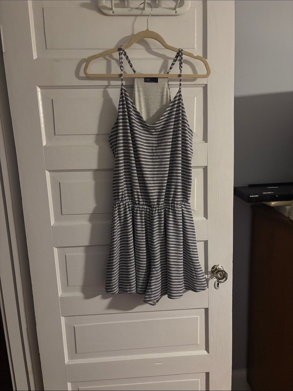 GAP White Tank Top with Navy Logo Tag